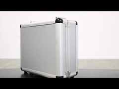 High Precision Portable Multifunction Calibrator 70Mpa Digital Pressure Pump Calibrator